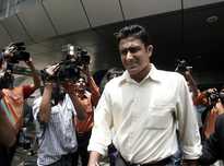 还多次逼迫 还多次逼迫